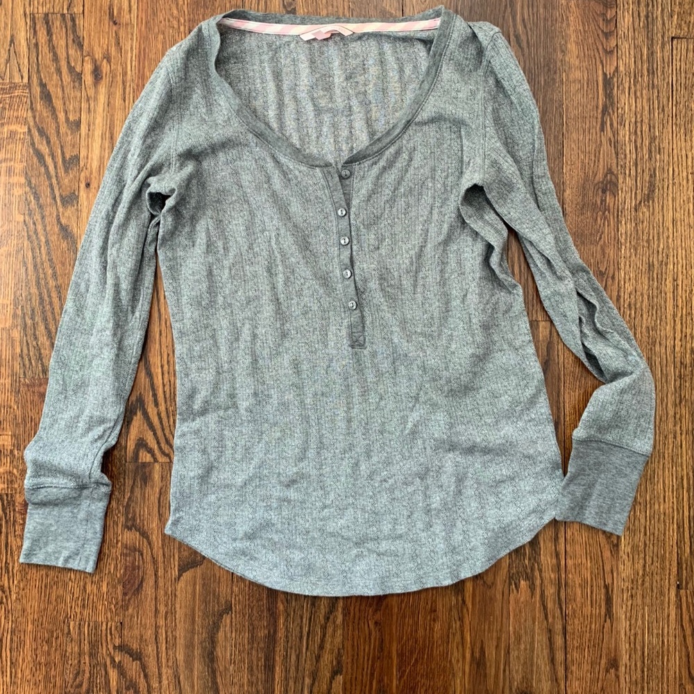 Victoria’s Secret Grey Pajama Long Sleeve Top